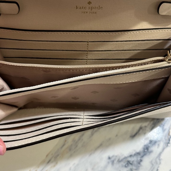 Kate Spade Wild Petal Embroidered Floral Crossbody Chain Wallet EUC - Picture 12 of 13